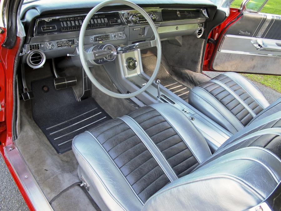  Oldsmobile Starfire Hardtop Coupe 1962 года  (фото 27 из 30)